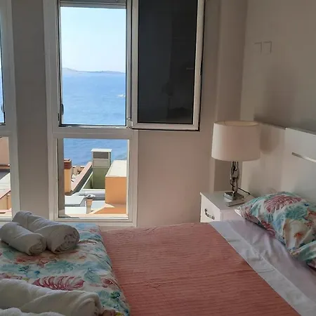 Isamaria Vista Playa *